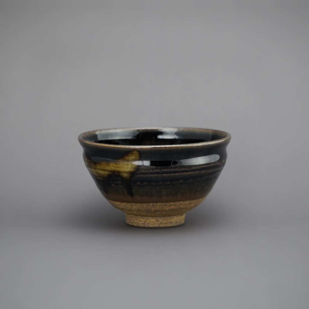 Temmoku matcha bowl with Ko-Seto-glaze [Ko-Seto Tenmoku chawan] by KATO Juunidai [KATO Hiroshige], the 12th generation of the KATO ceramic family