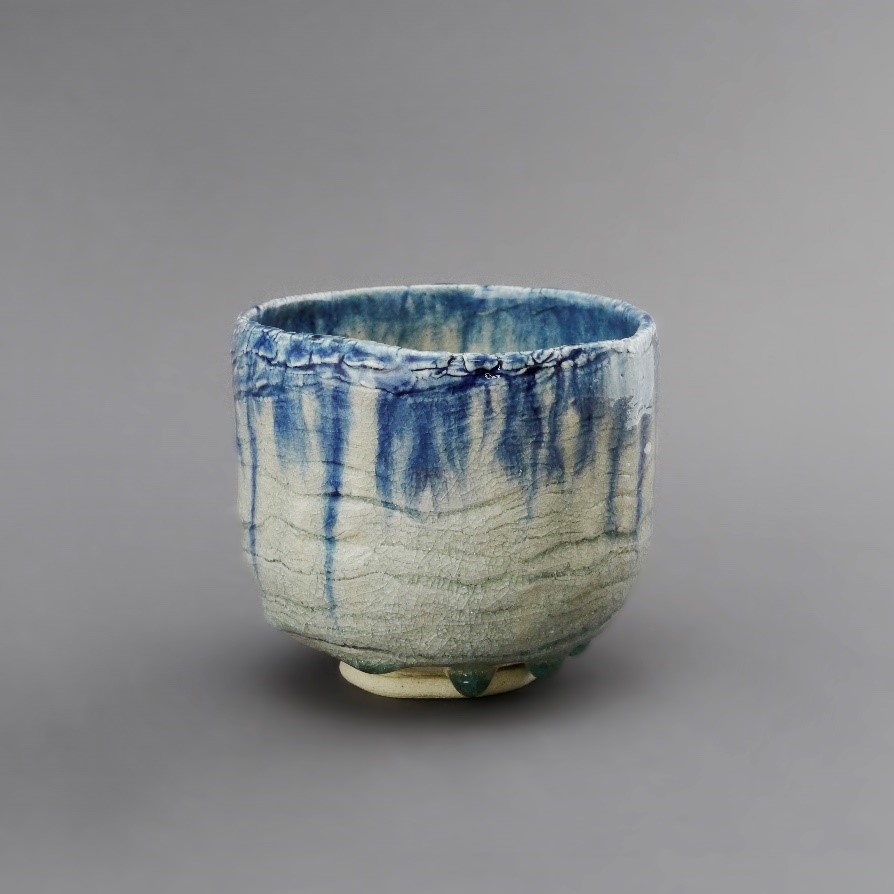 Matcha bowl [chawan] in Ofuke style, high form [kousou] made by KATO Juunidai in 2019 – set of 25 pieces